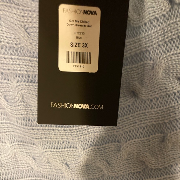 Pale Blue/Gray Fashion Nova Sweater ... Plus size 3X - Picture 4 of 7